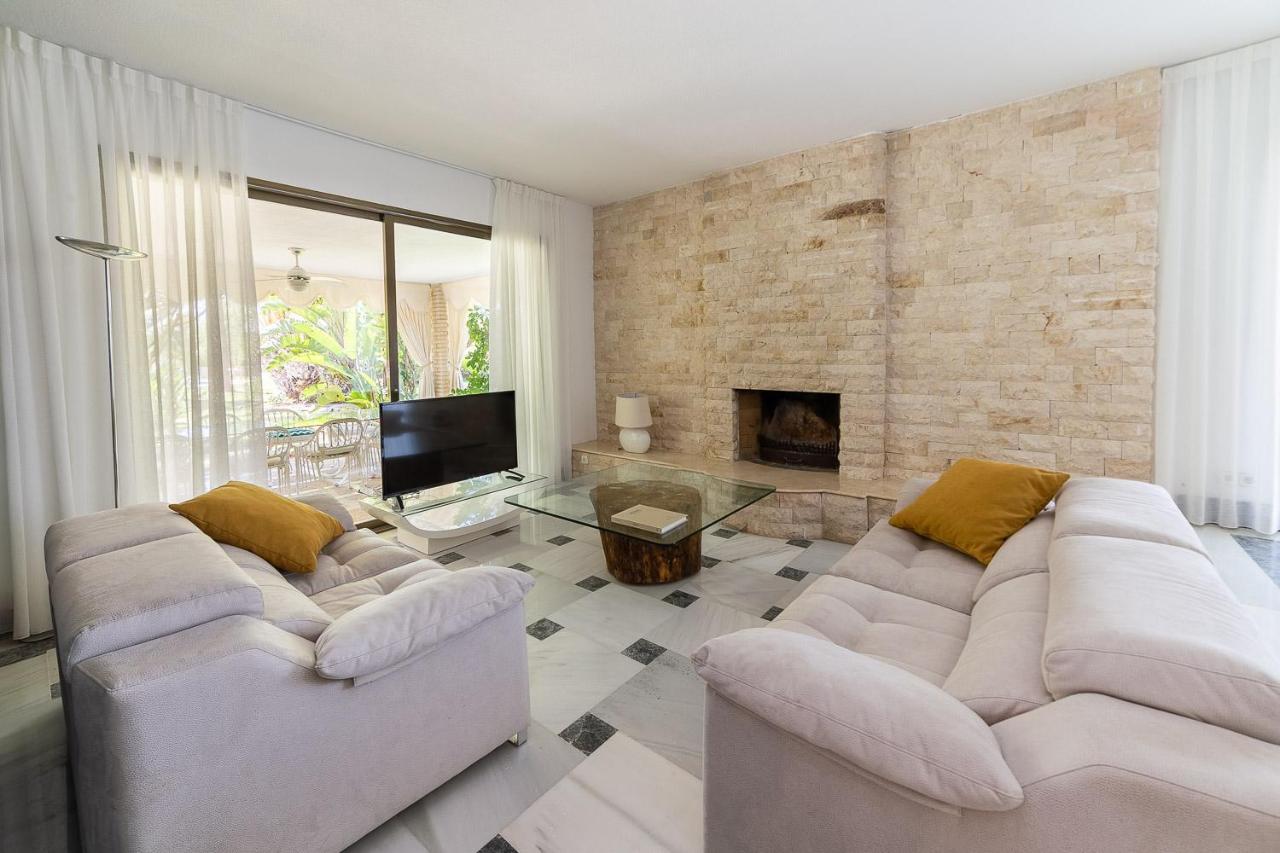 Villa Aldar El Albir Zewnętrze zdjęcie